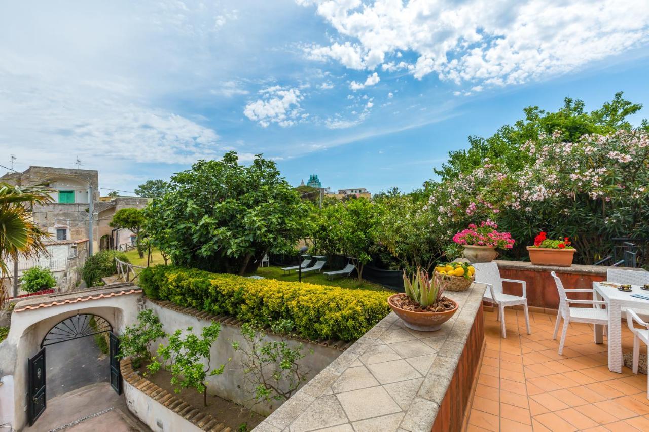 Апартаменти La Terrazza Sul Giardino Прочида Екстер'єр фото